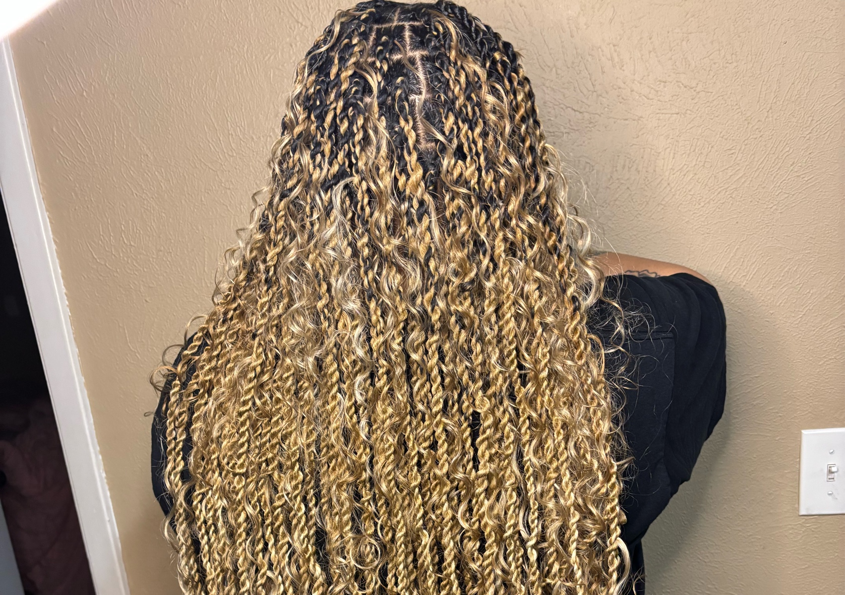 Medium island twist