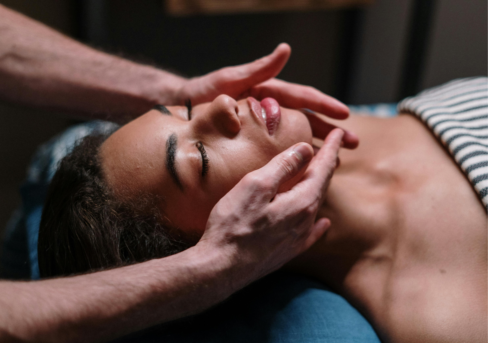 Facial Massage 
