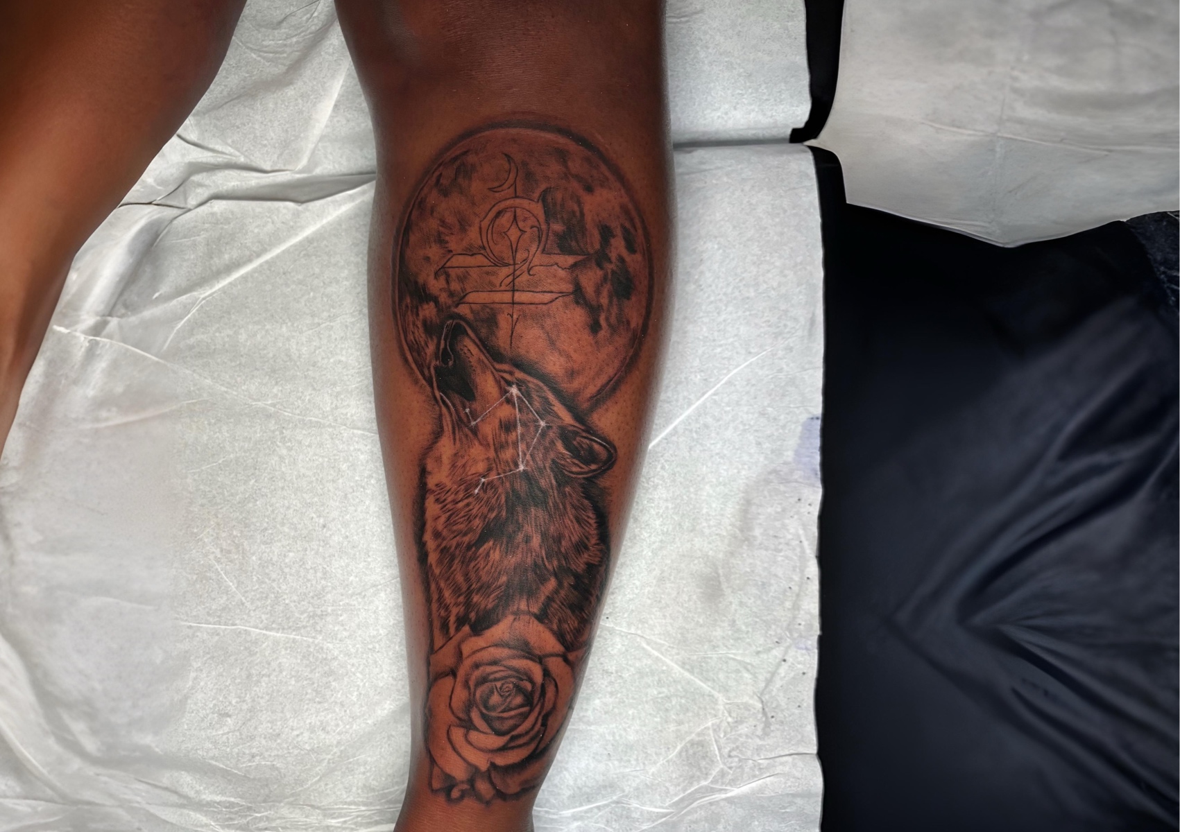 𝐋𝐞𝐠 𝐐𝐮𝐚𝐫𝐭𝐞𝐫 𝐒𝐥𝐞𝐞𝐯𝐞 