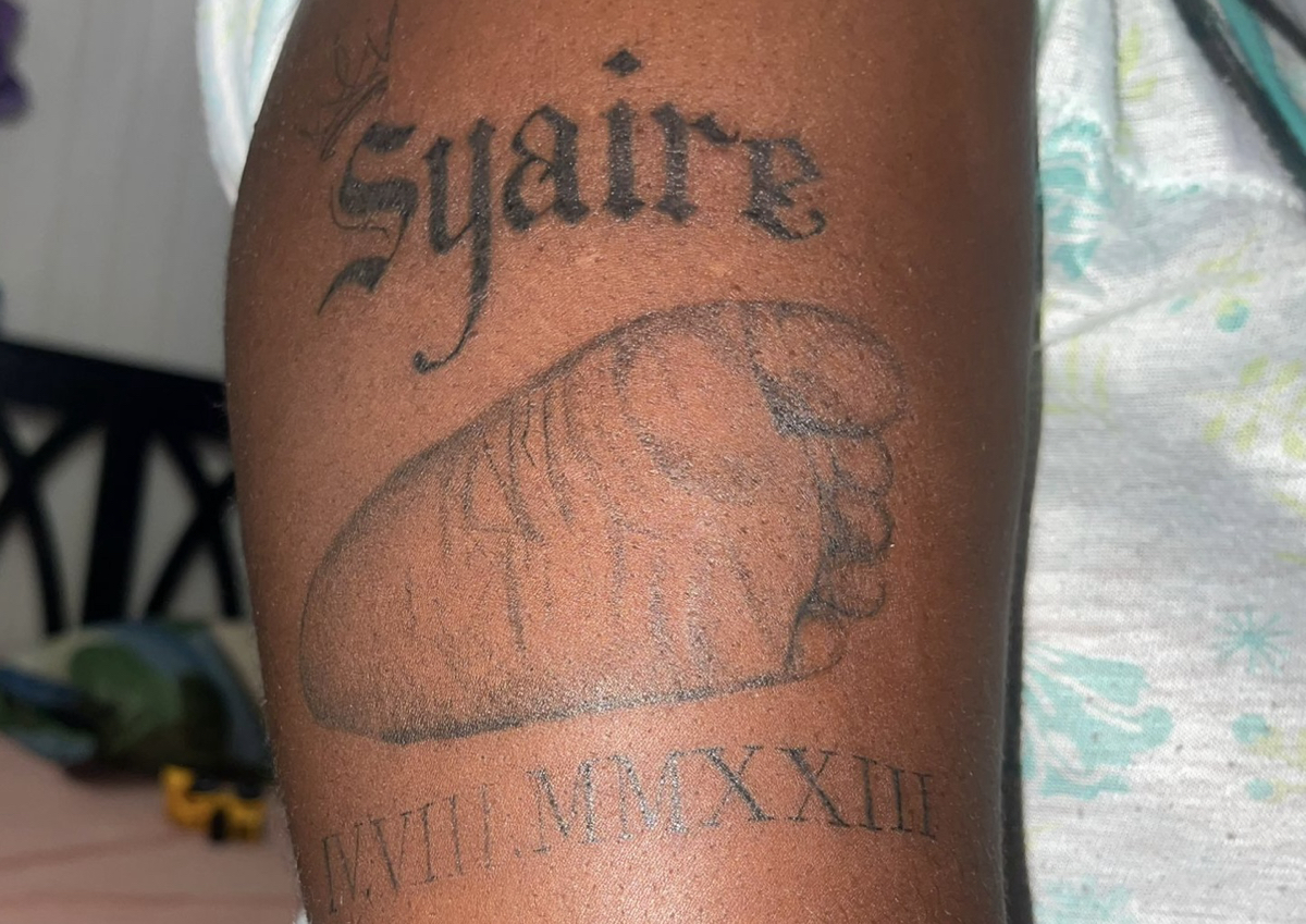 𝐓𝐨𝐮𝐜𝐡 𝐔𝐩𝐬