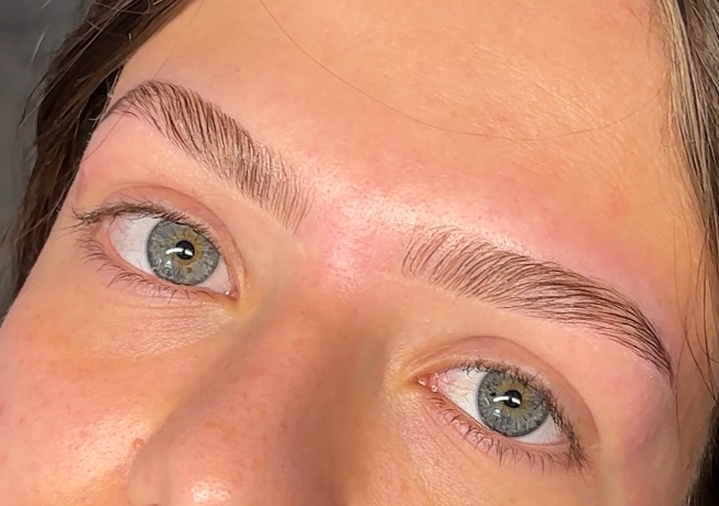 Brow Wax + Lamination