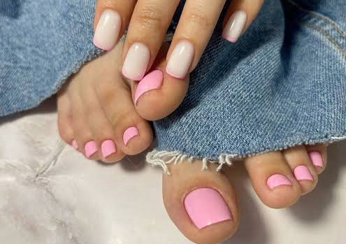 Full set (Gel mani & pedi)