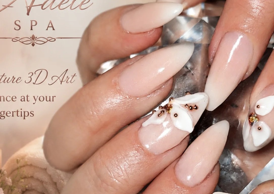 Sculpture nails with art done m length small length large length  (2/4)