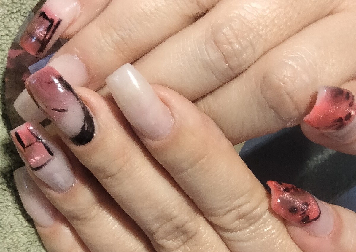 Sculpture nails with art done m length small length large length 