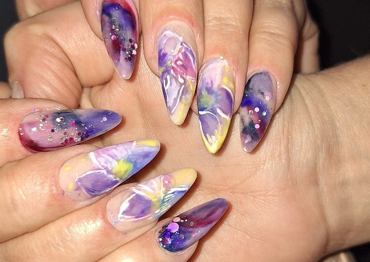 Sculpture nails with art done m length small length large length  (4/4)