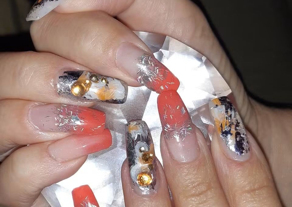 Overlay on natural nails gelsnails/Acrylic nails (3/3)