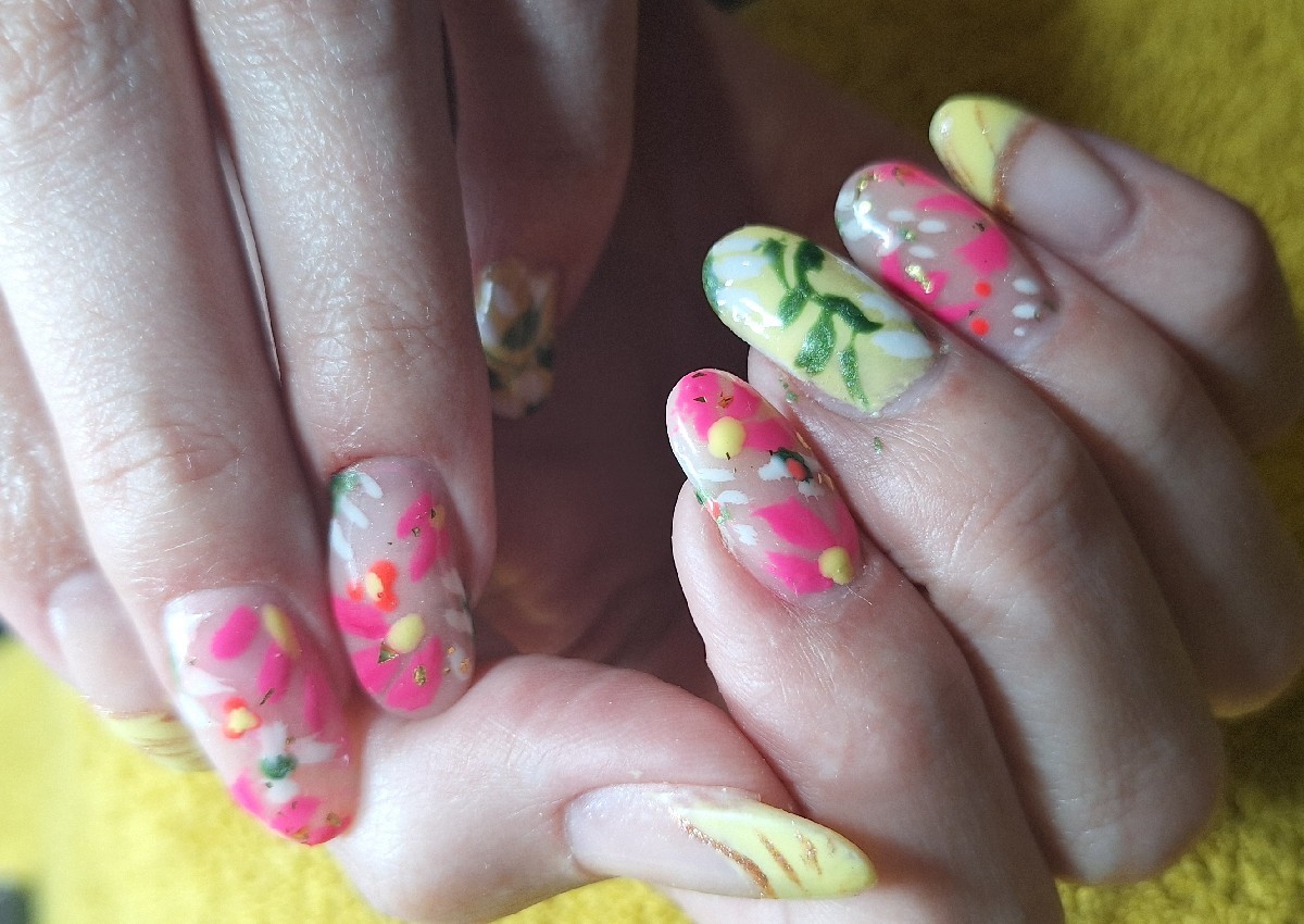 Soak and newset nails  (4/5)
