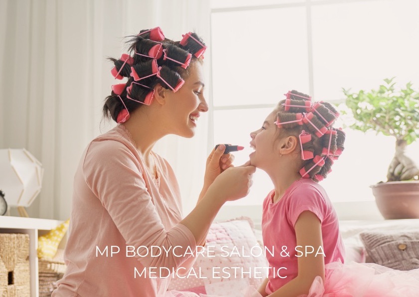 Mother & Daughter Haircut & Style