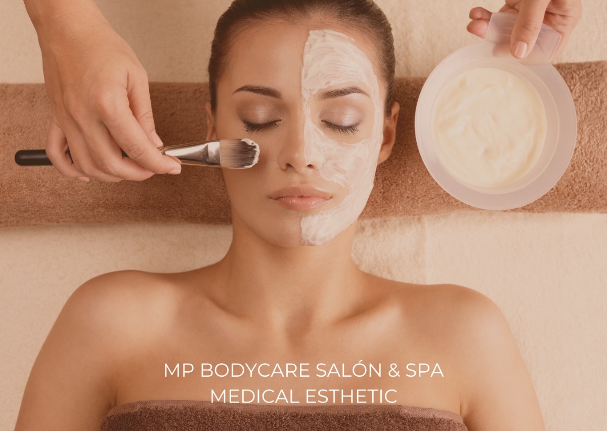 Deluxe Facial / Facial Deluxe