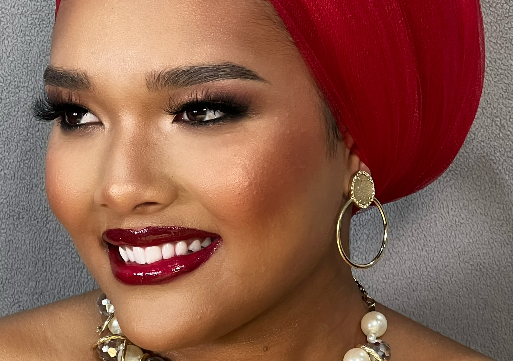 Ultimate Glam (Includes lashes)