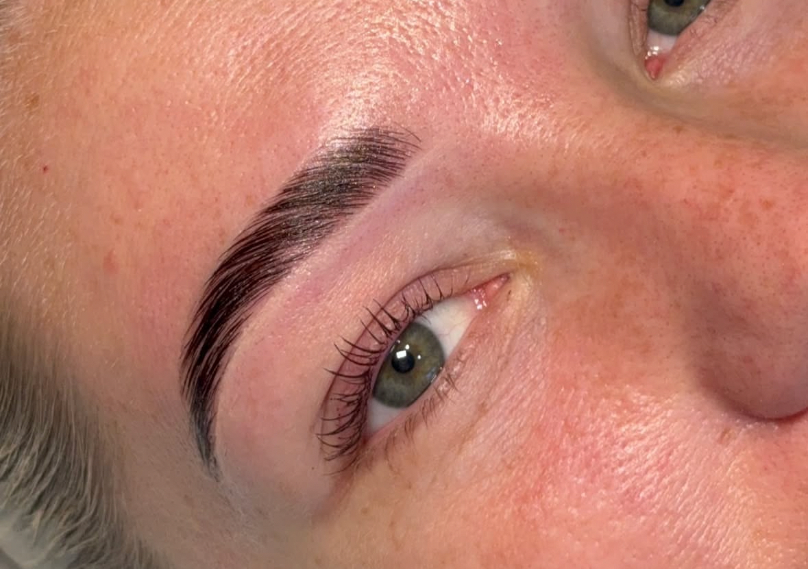 Keratin Brow lamination 