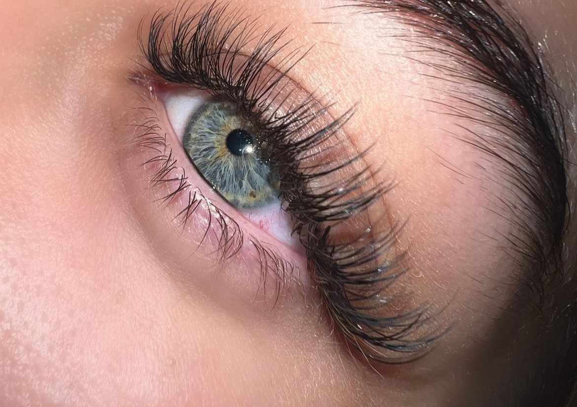 Hybrid fullset lashes