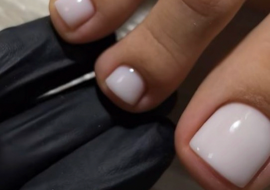 Toes Tuesday (Essential)