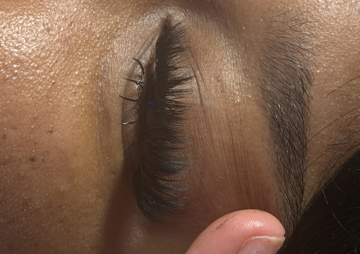 Cat eye lashes