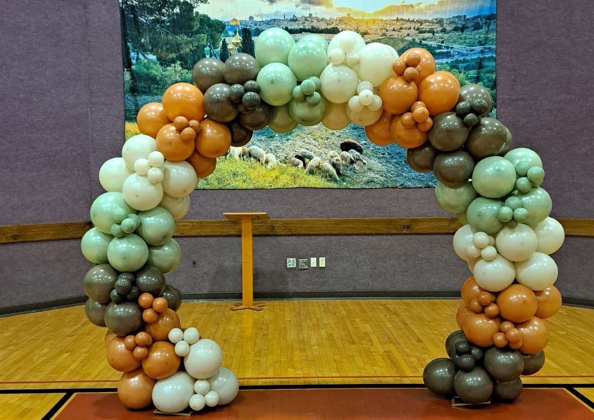 Balloon arch 