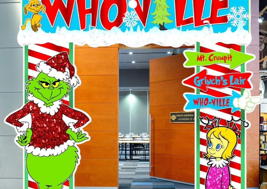 Christmas themed entryway