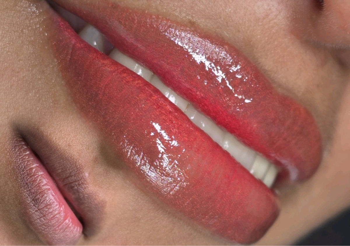 Lip Micropigmentation with color Neutralization
