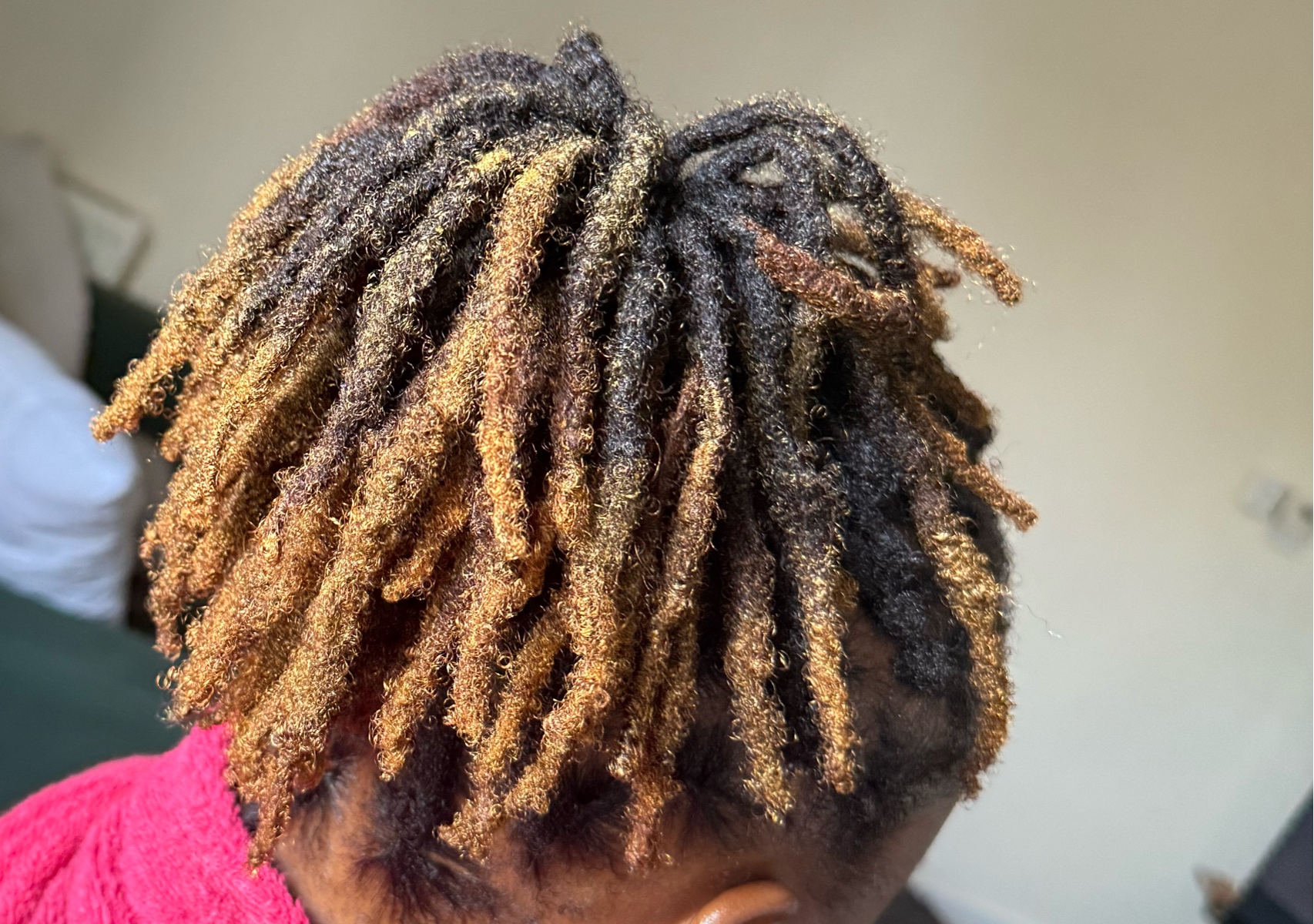 Relocking of dreadlocs