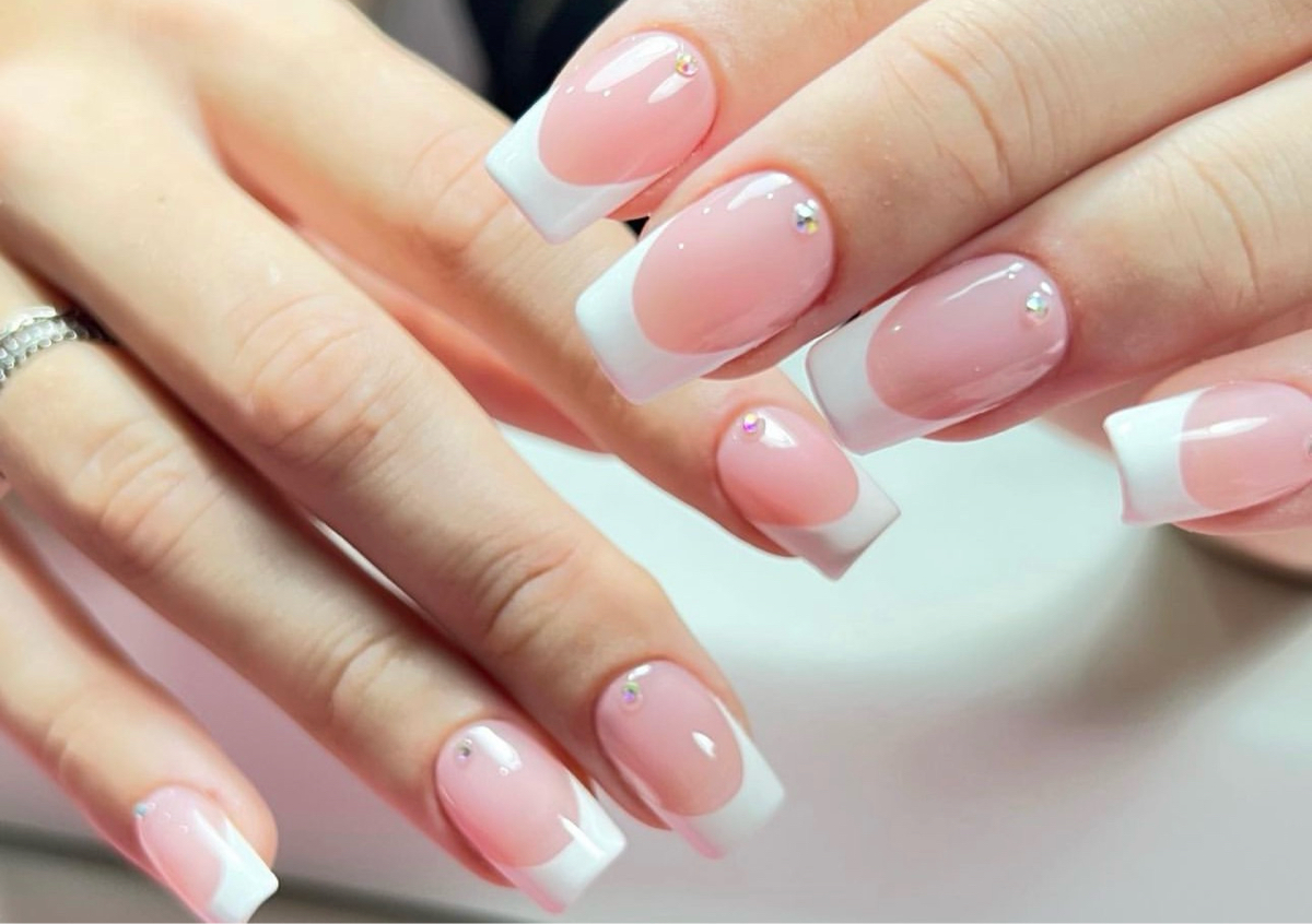 Extensions with French tips