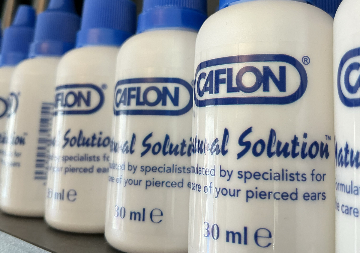  solution (pierce cleaning spray)