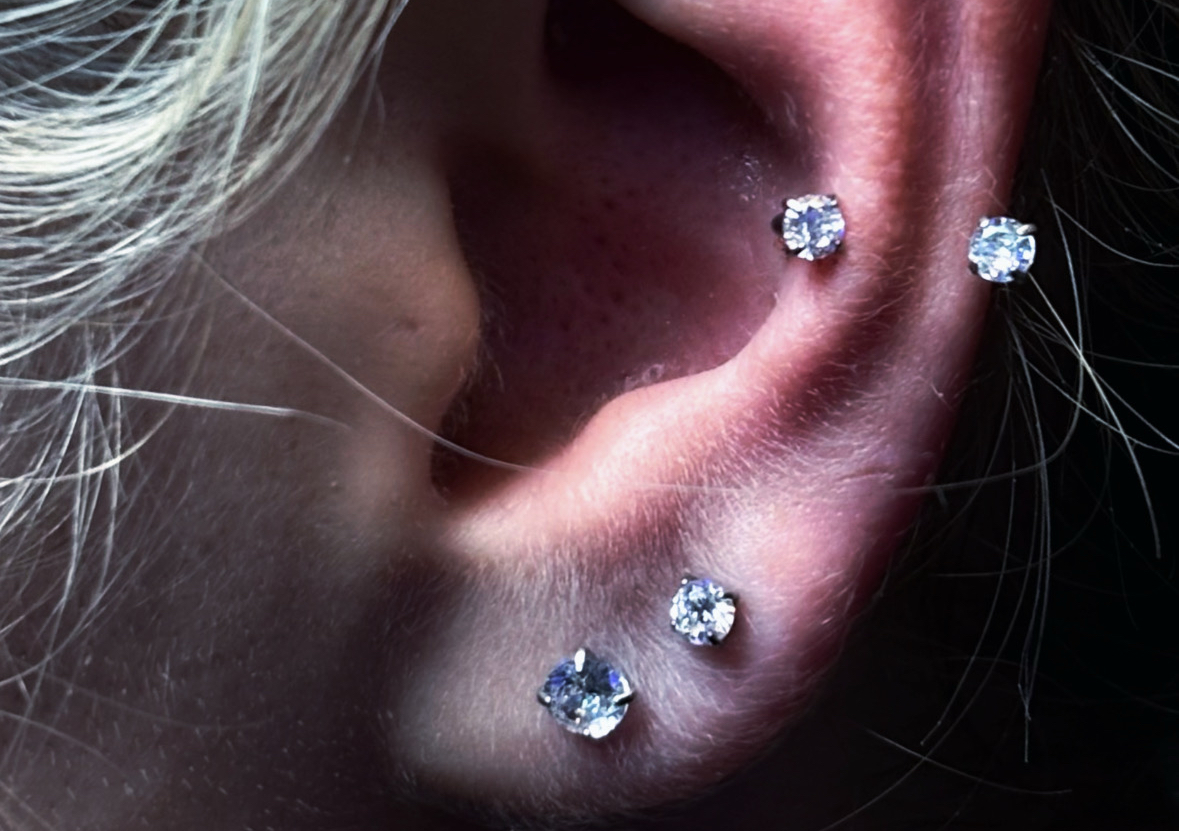 Lobe pierce