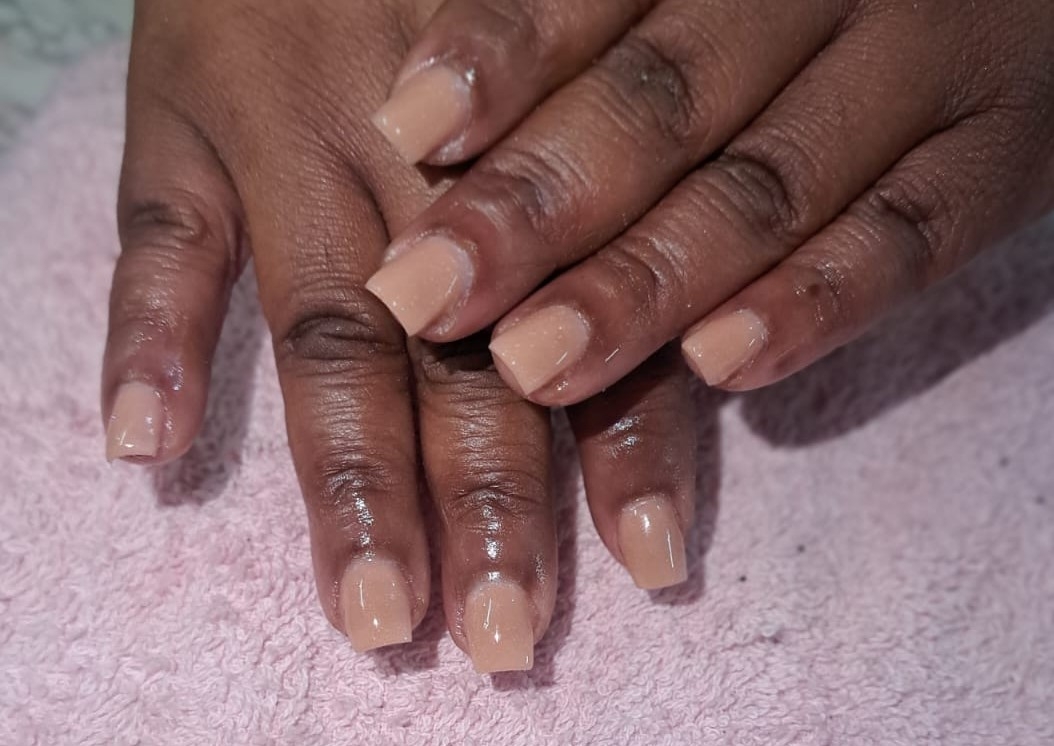 Structured Nail Overlay