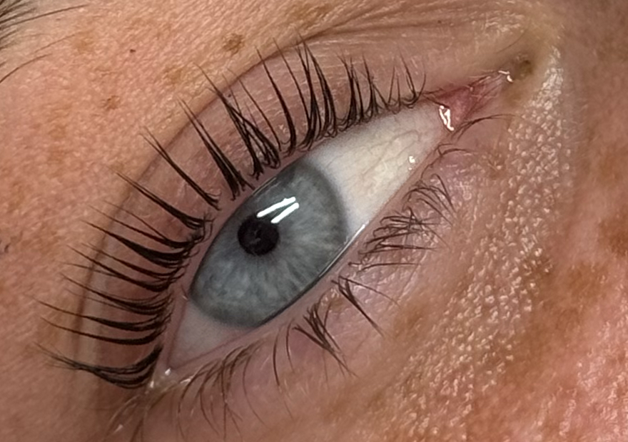 Lash Lift and Tint 