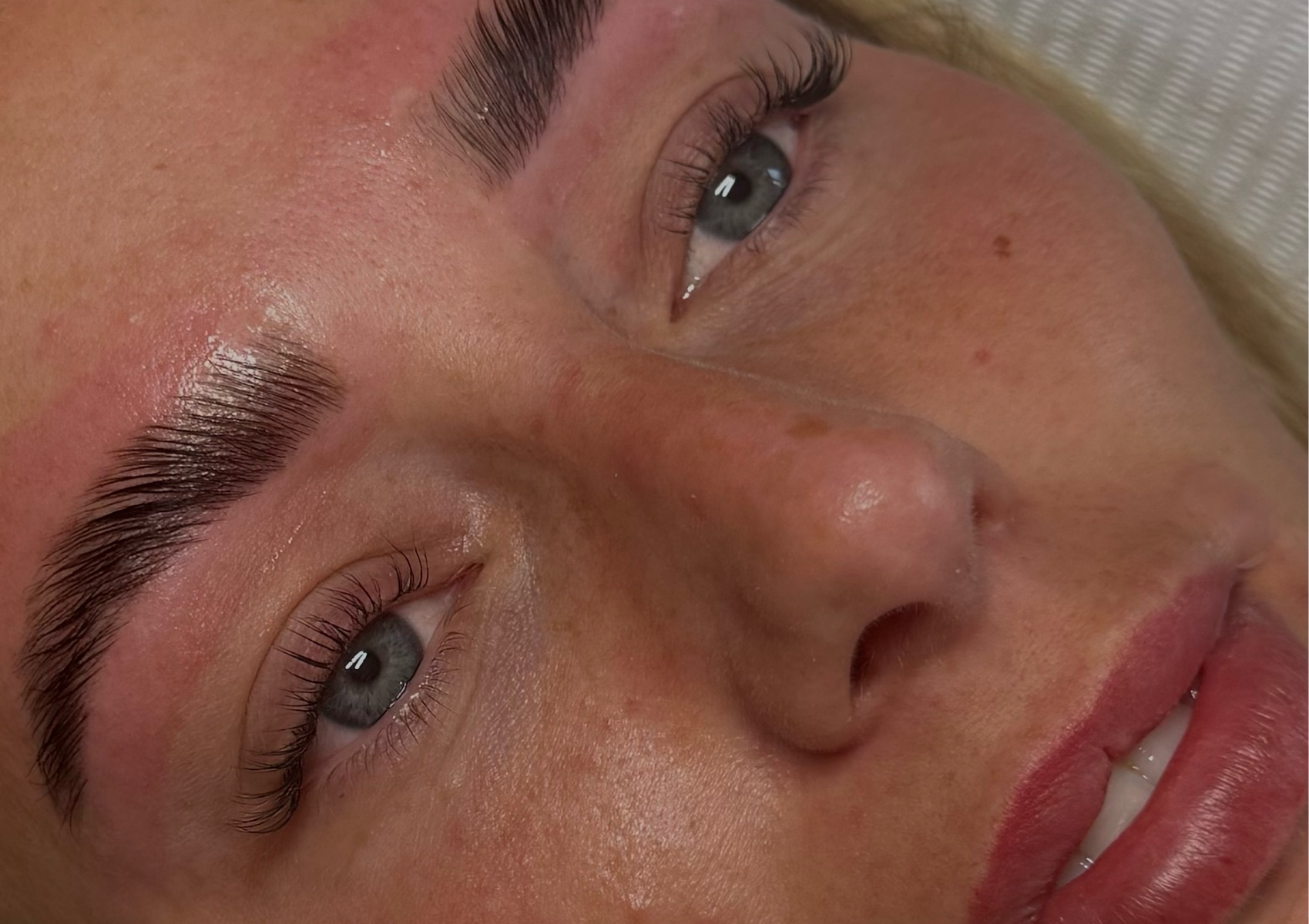 Half lash lift and Half classics 