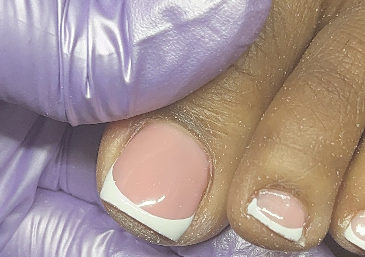 French Tip Dry Pedi 