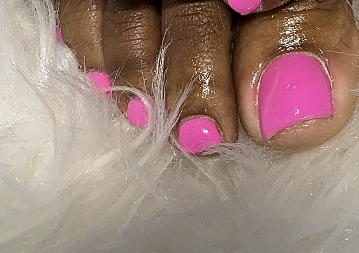 Solid Color Dry Pedi 