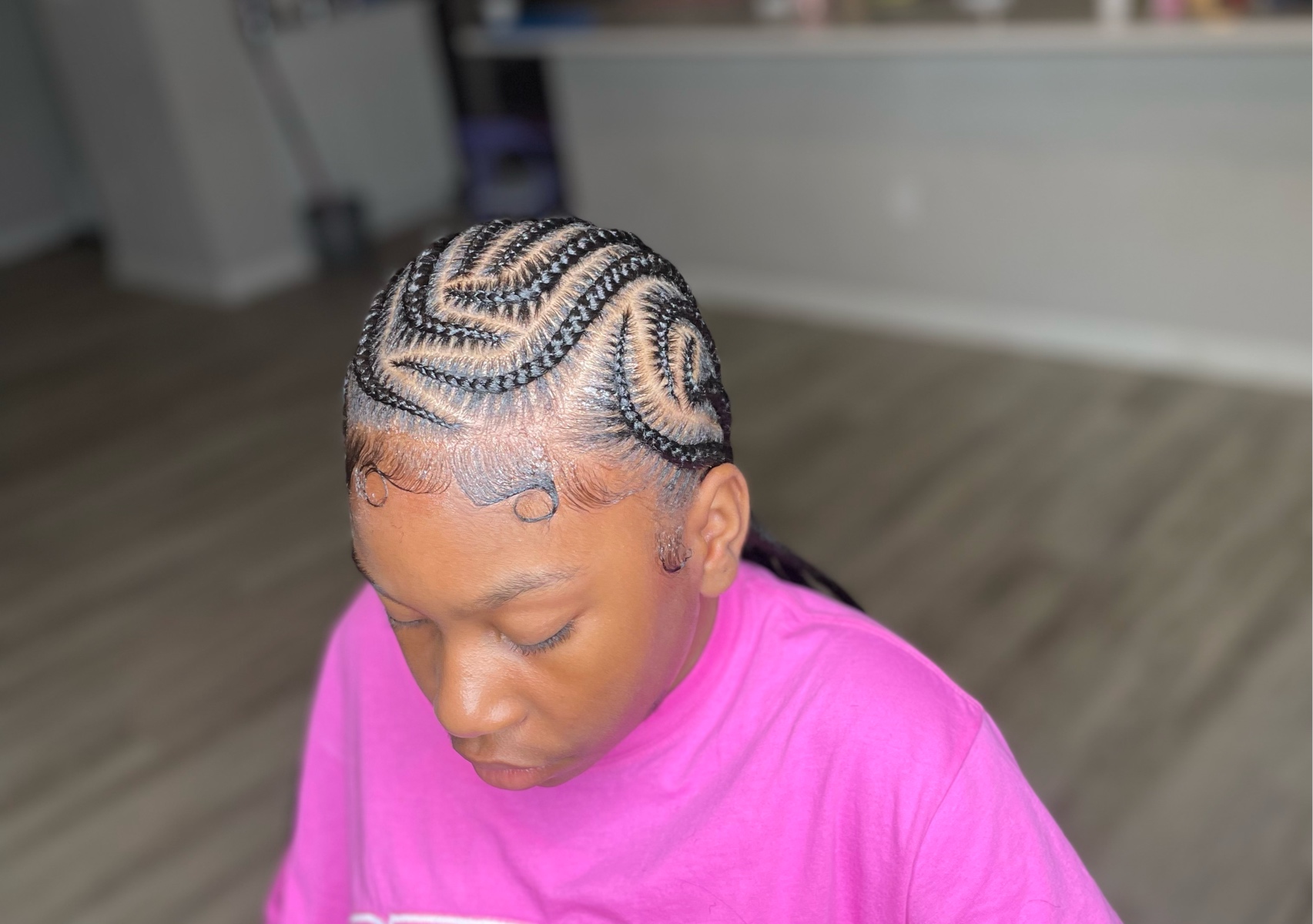 Little girl 12 stitch  design braids 