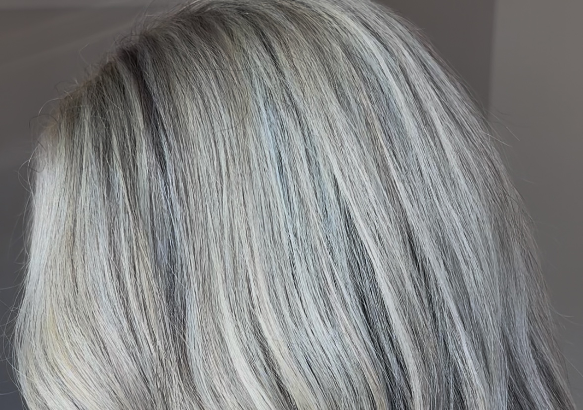 𝐏𝐀𝐑𝐓𝐈𝐀𝐋 𝐂𝐔𝐒𝐓𝐎𝐌 𝐁𝐋𝐎𝐍𝐃𝐈𝐍𝐆