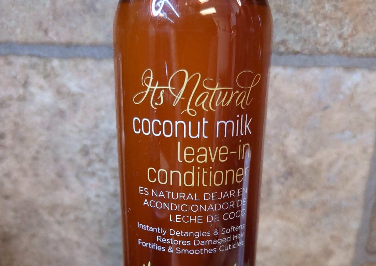 It's Natural
coconut milk leave-in conditioner