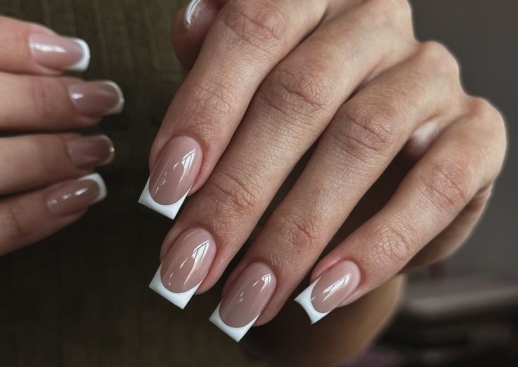 Nägelmodellage mit Gel    Size  S / Construcție cu gel marimea S
