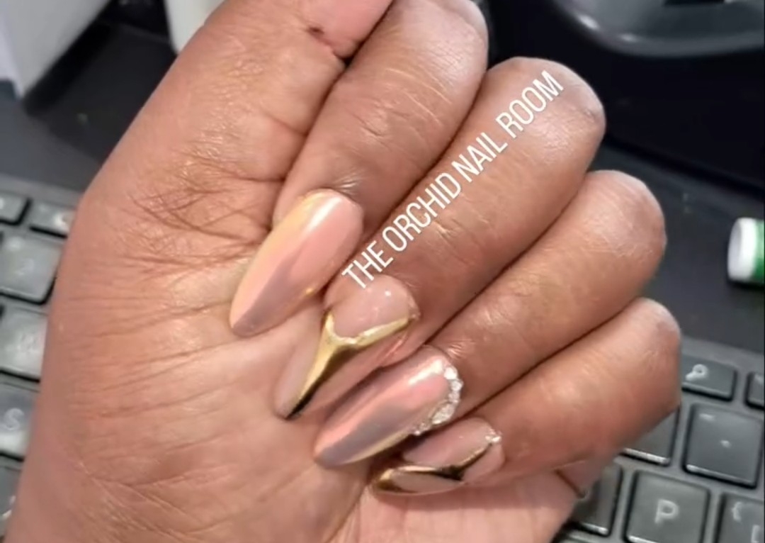 Express Set (Med Almond Gel-X )