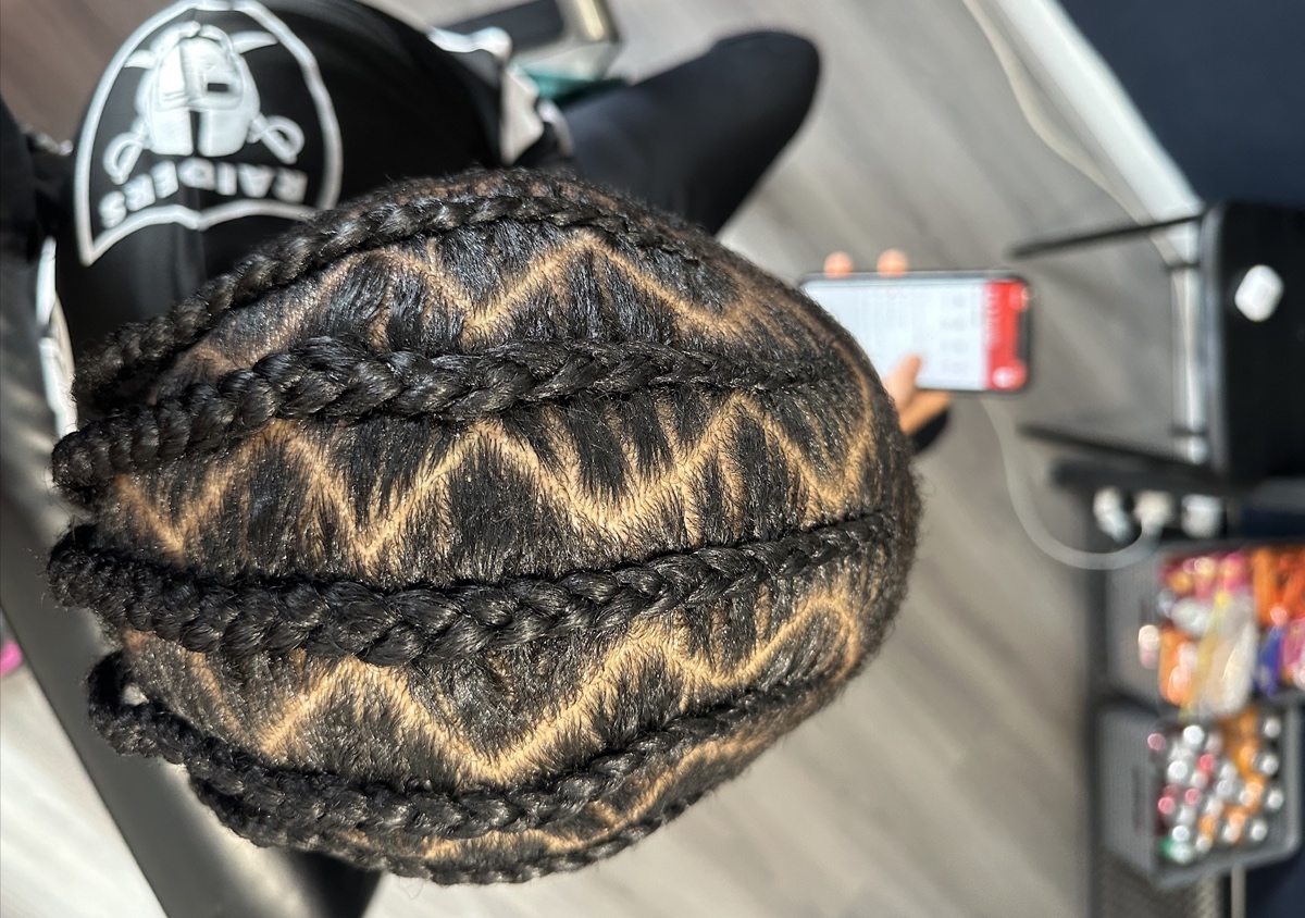 Men’s cornrow just the top of the head (2/5)