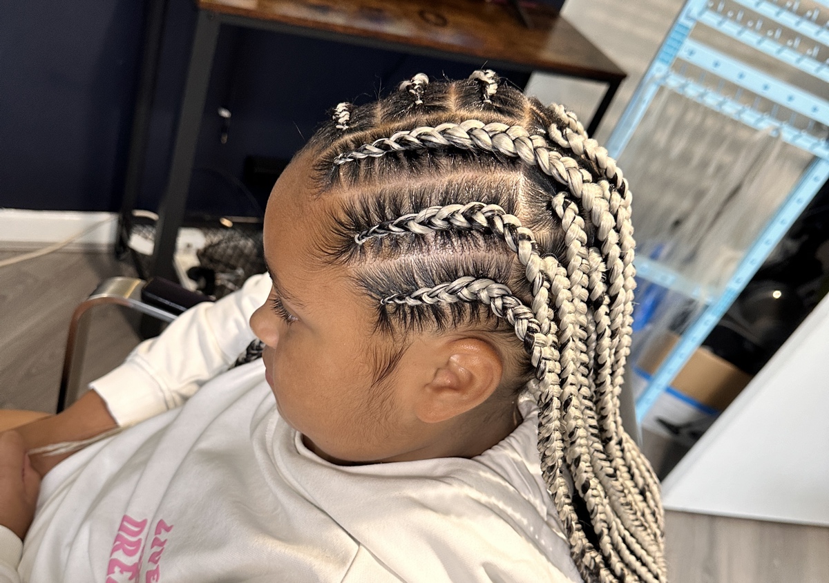 Cornrow with braids  (4/4)