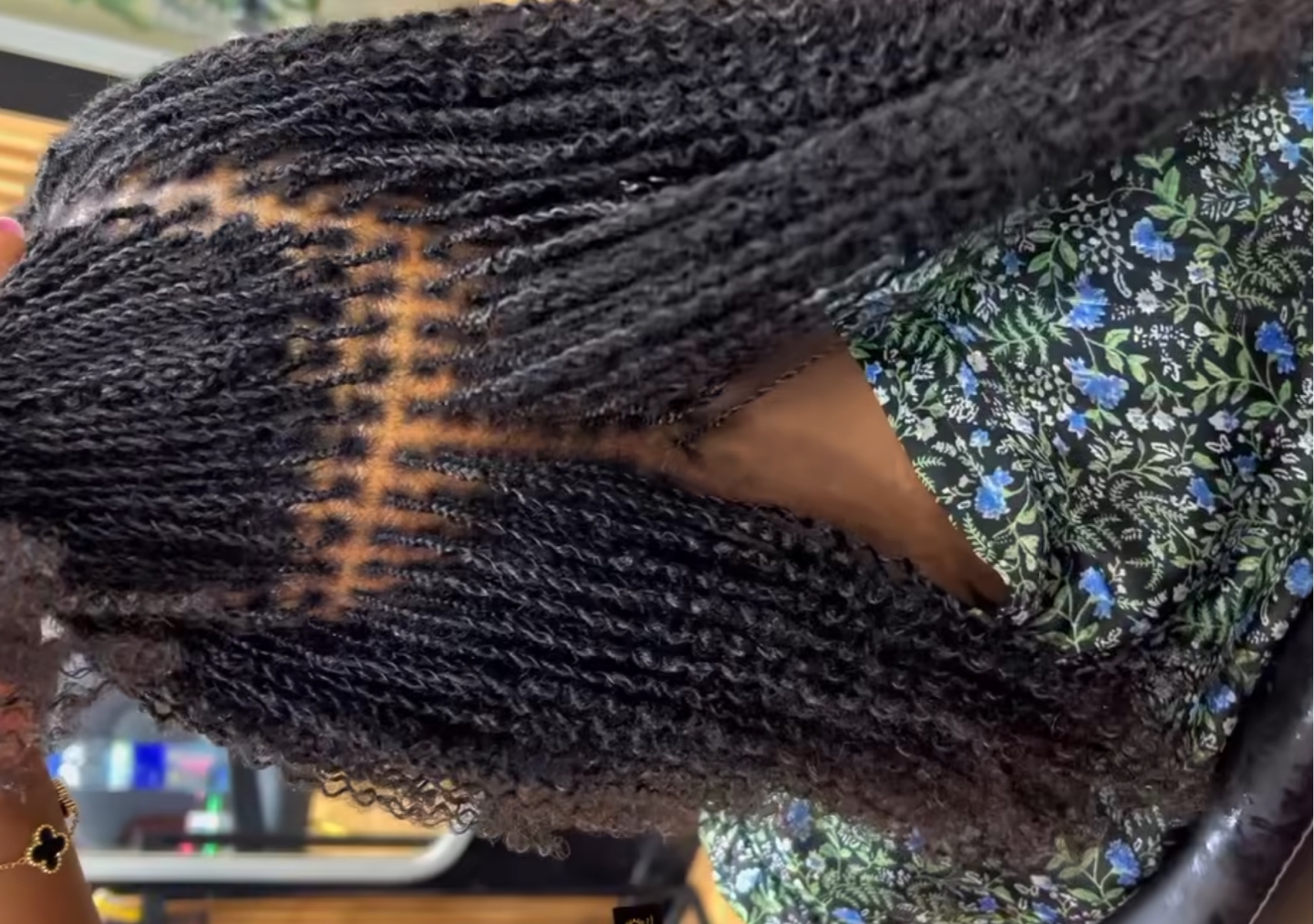 Micro twist with natural kinky hair