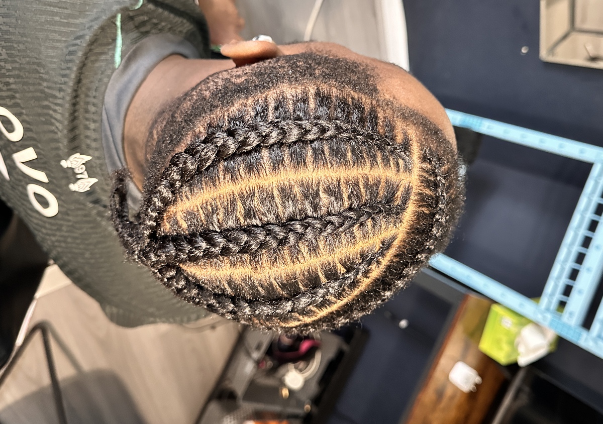Men’s cornrow just the top of the head (4/5)