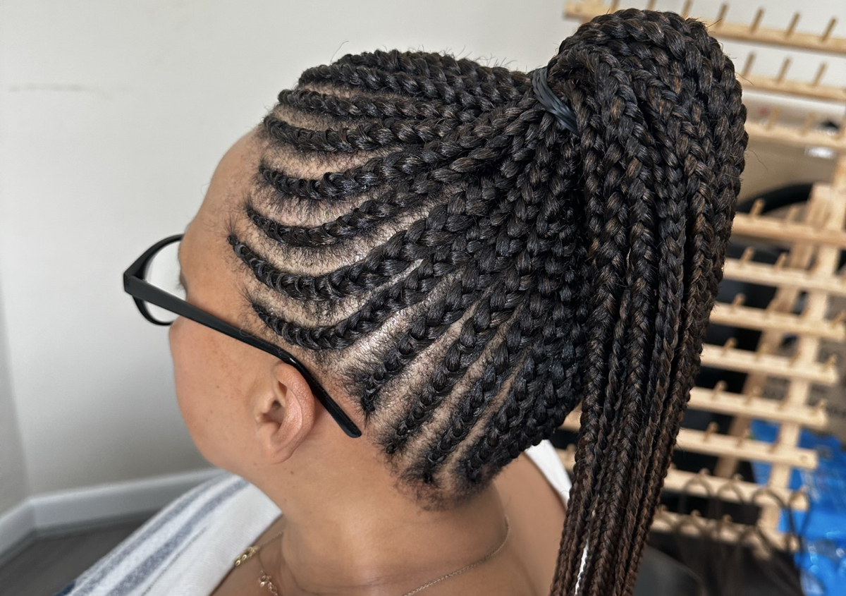 Small cornrow ponytail  (3/4)