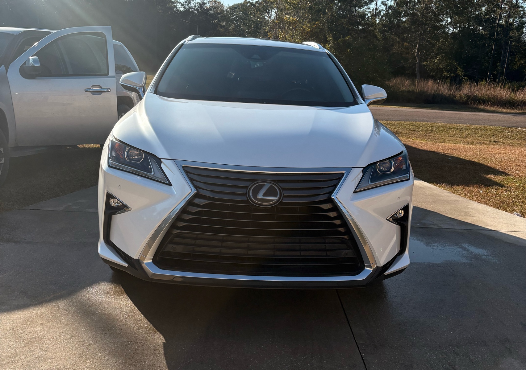 Suv Supreme Exterior Detail