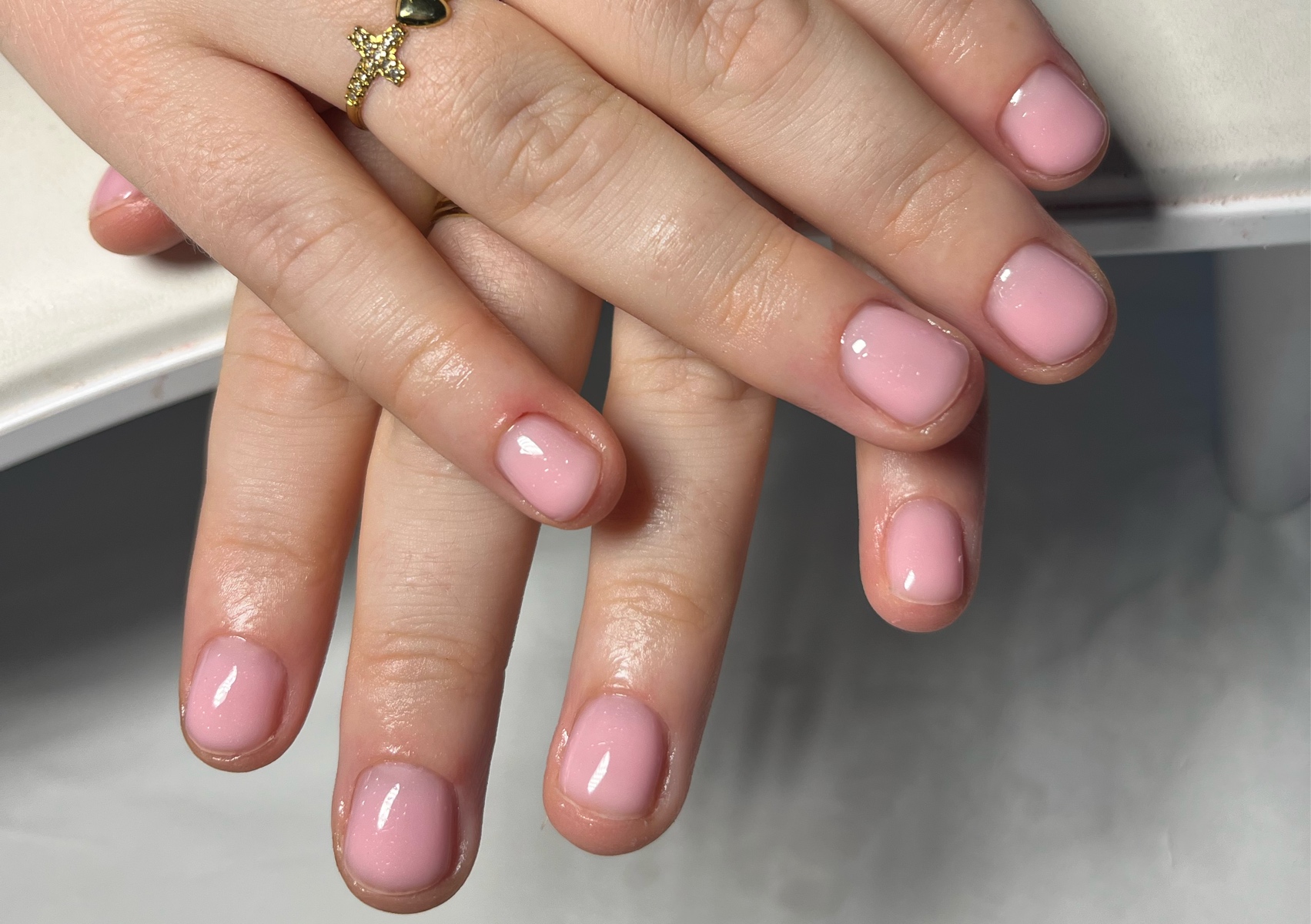 Biab on the natural nail- plain- fresh application 