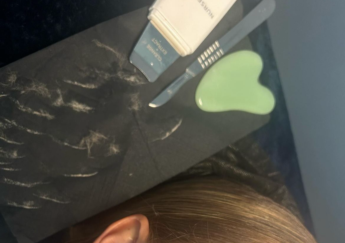 Dermaplaning Deep cleanse facial