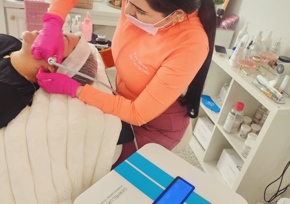 Dermeluxx Pro Hydrafacial