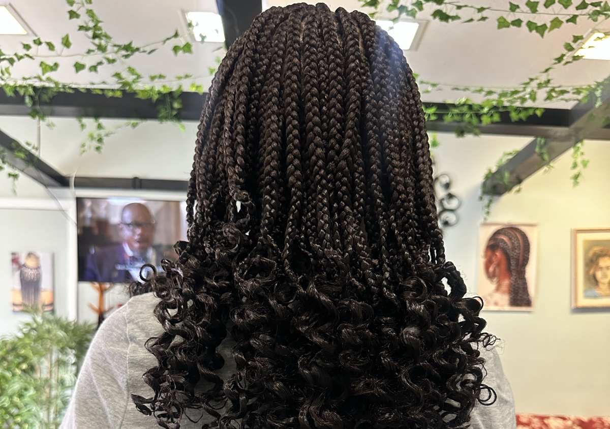 Box braid Mid back