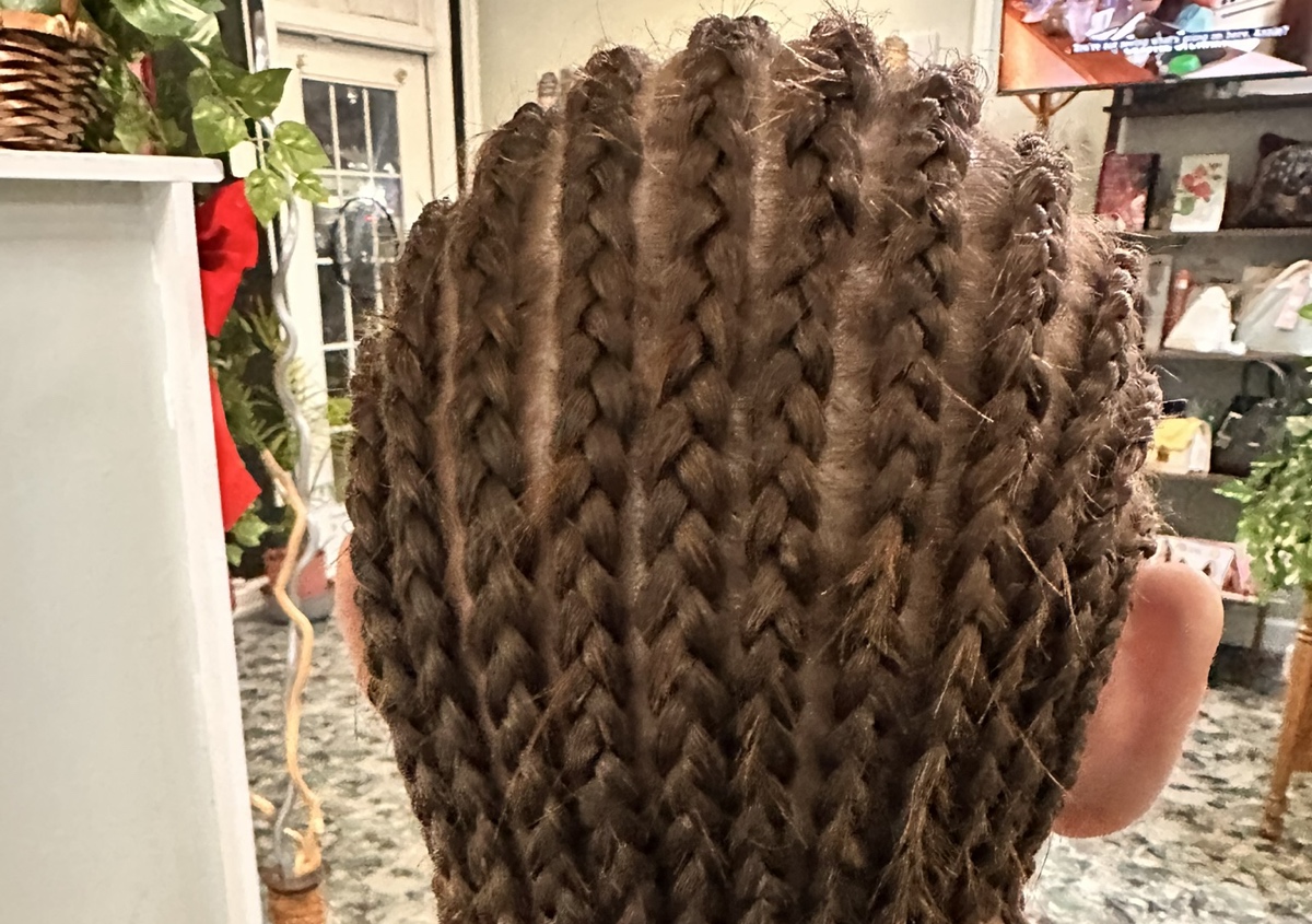 Men cornrow