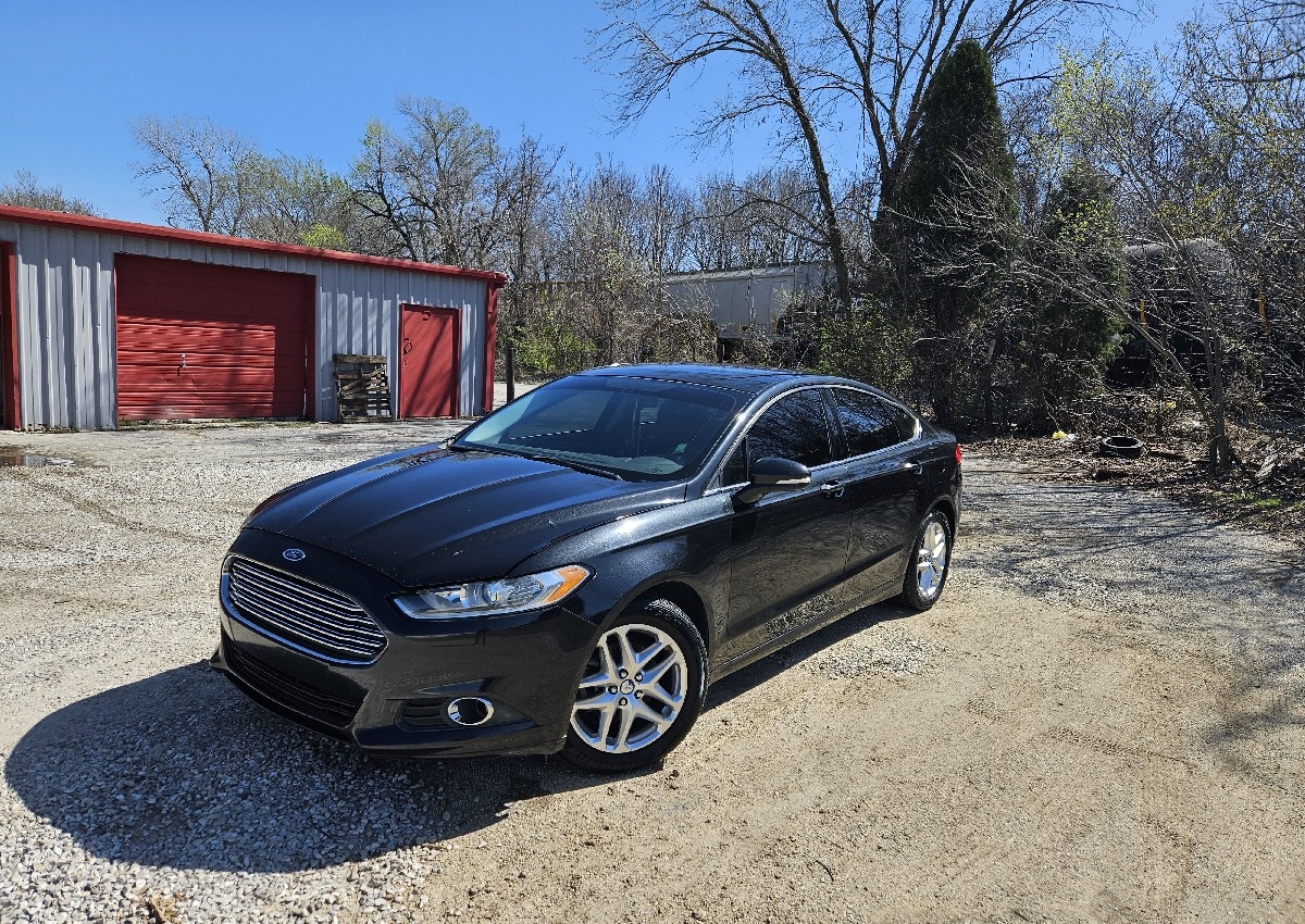 4 Door Car Basic (Inside and Out)