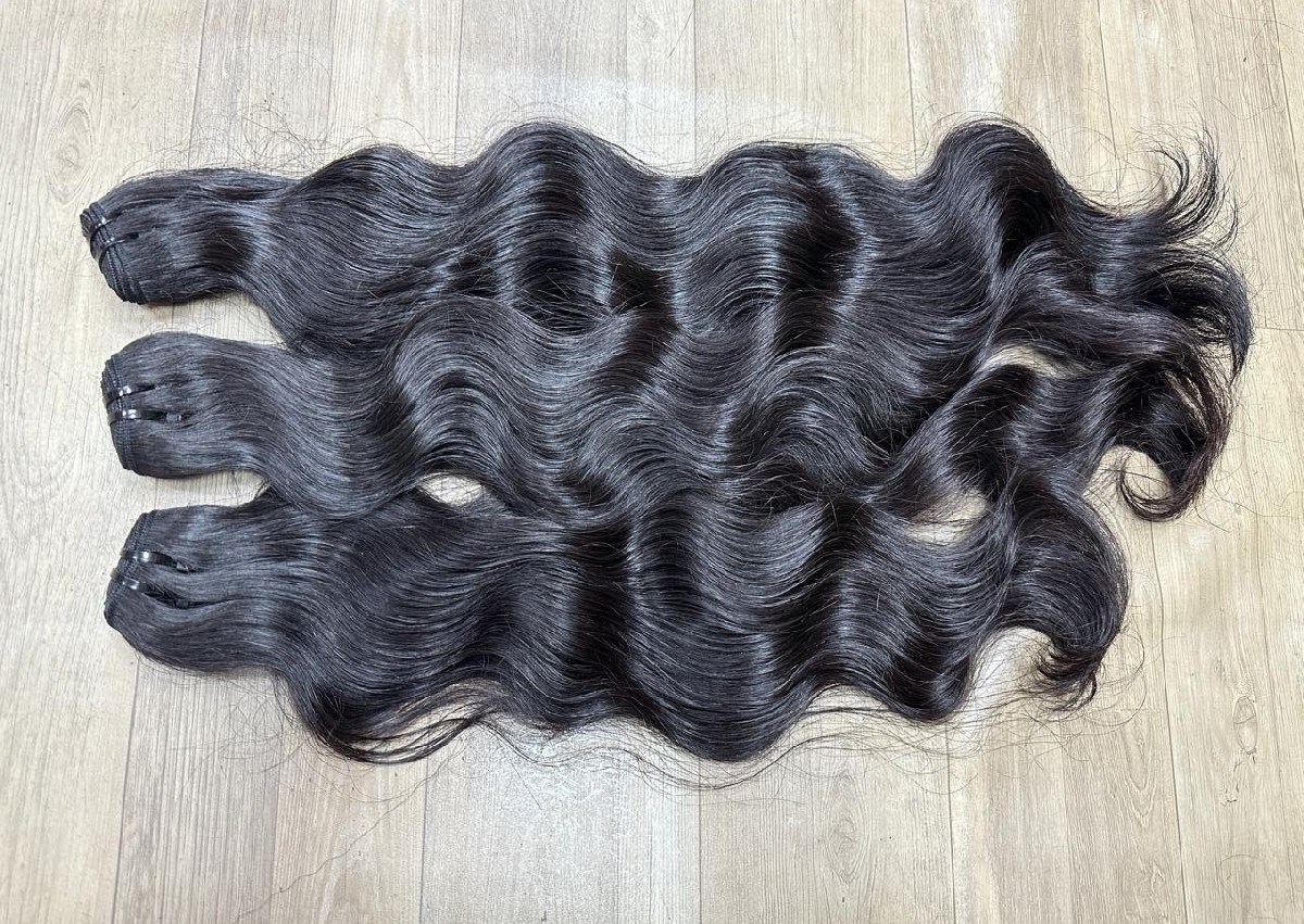 Soft and Wavy 24"