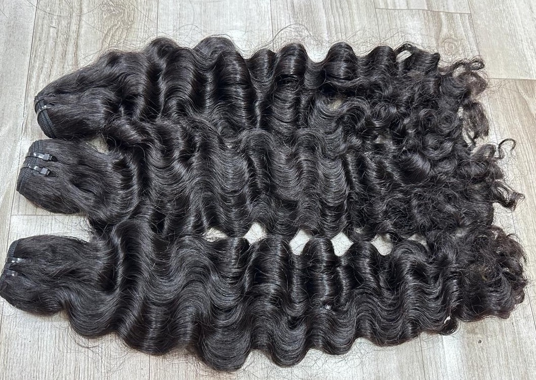 Divine Elite Wavy 14"