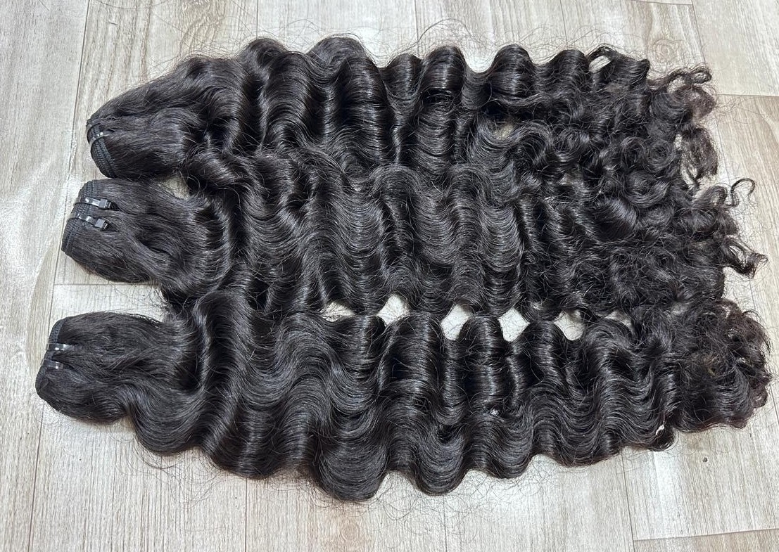 Divine Elite Wavy 26"
